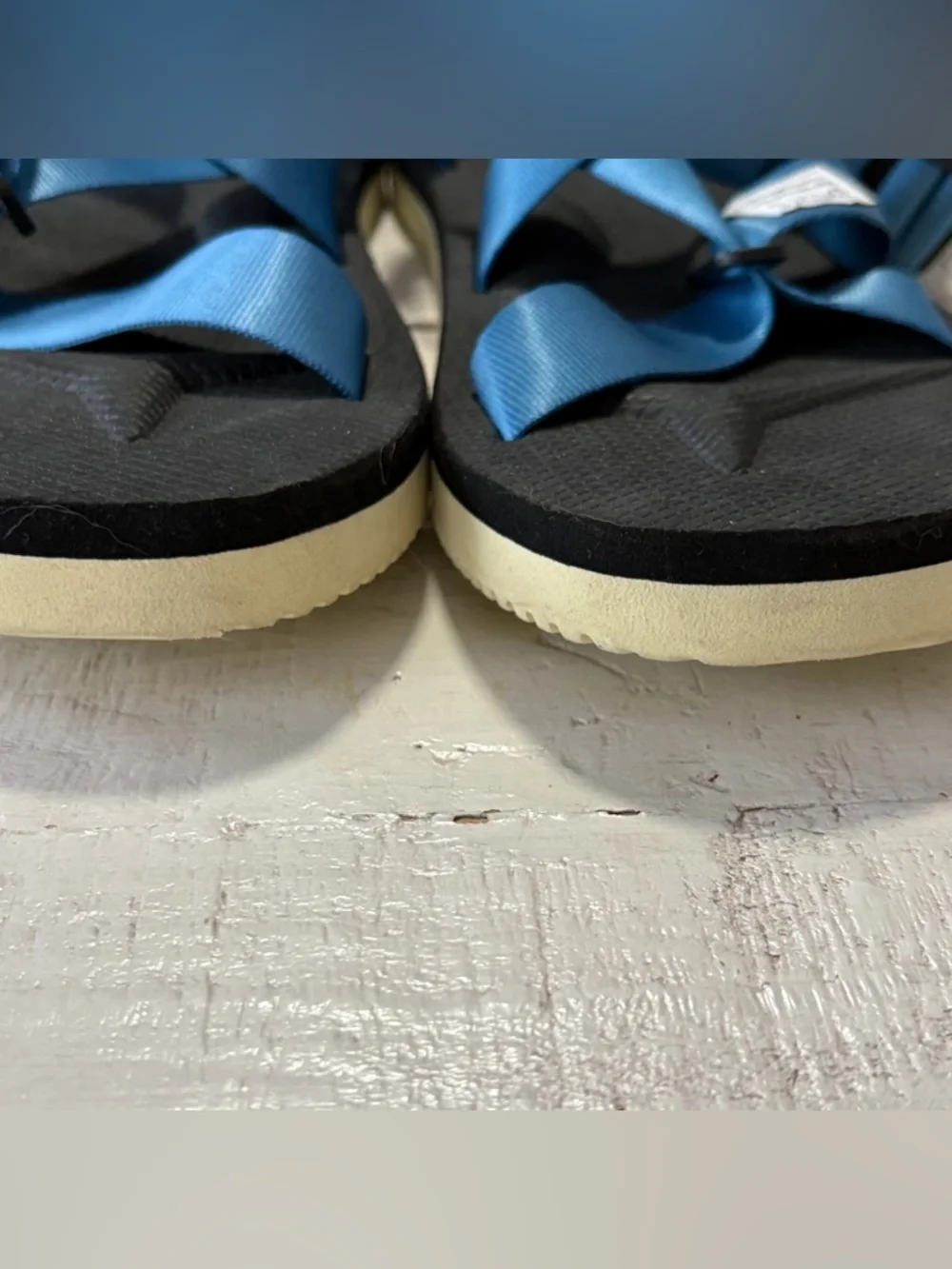 Suicoke Chin 2 Sandals Men’s size 9‎ Blue Nylon Straps Vibram Soles Japanese
